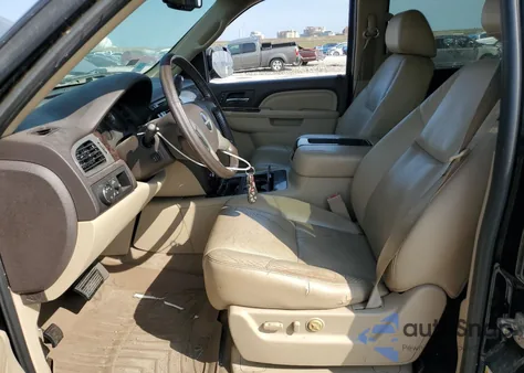 2011 GMC Yukon Xl Denali from USA, damaged, VIN 1GKS2MEF8BR287632